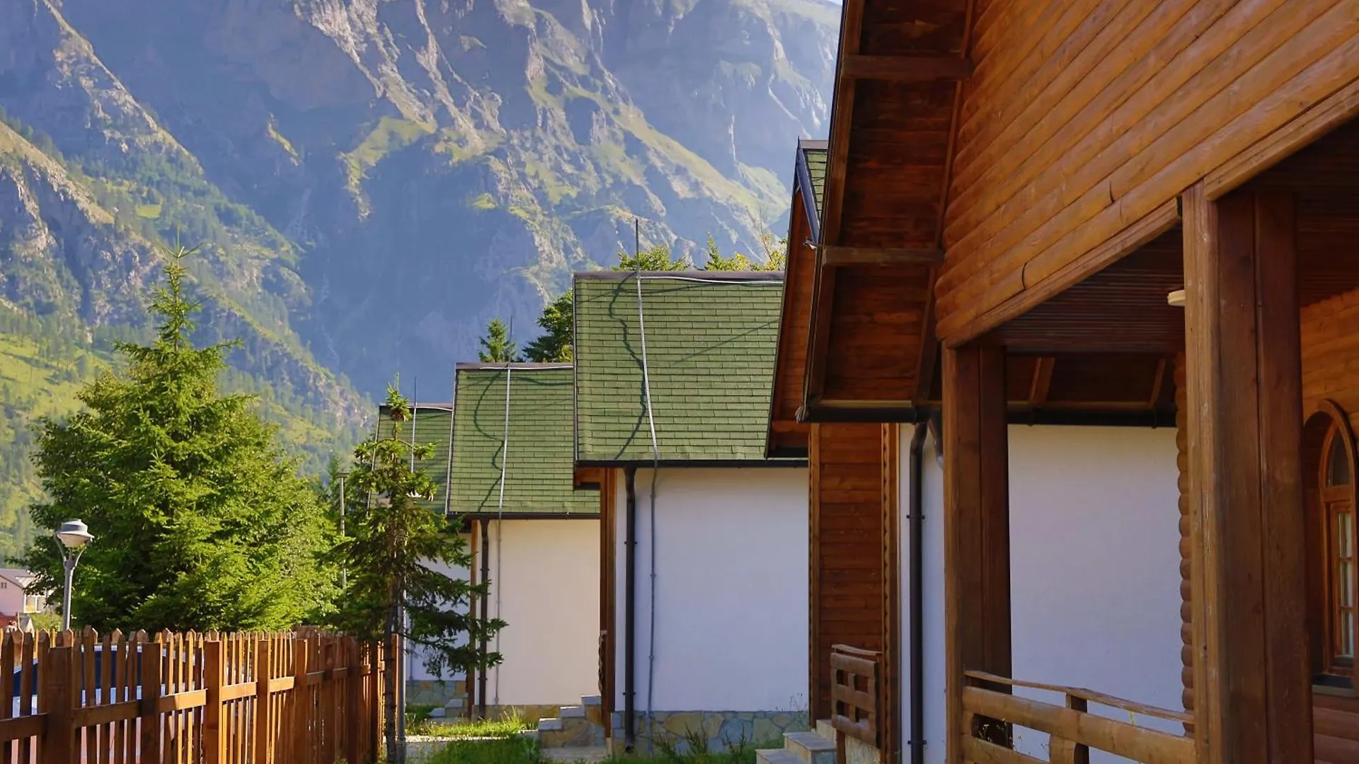 Mik Hotel Valbona 0*, فالبني