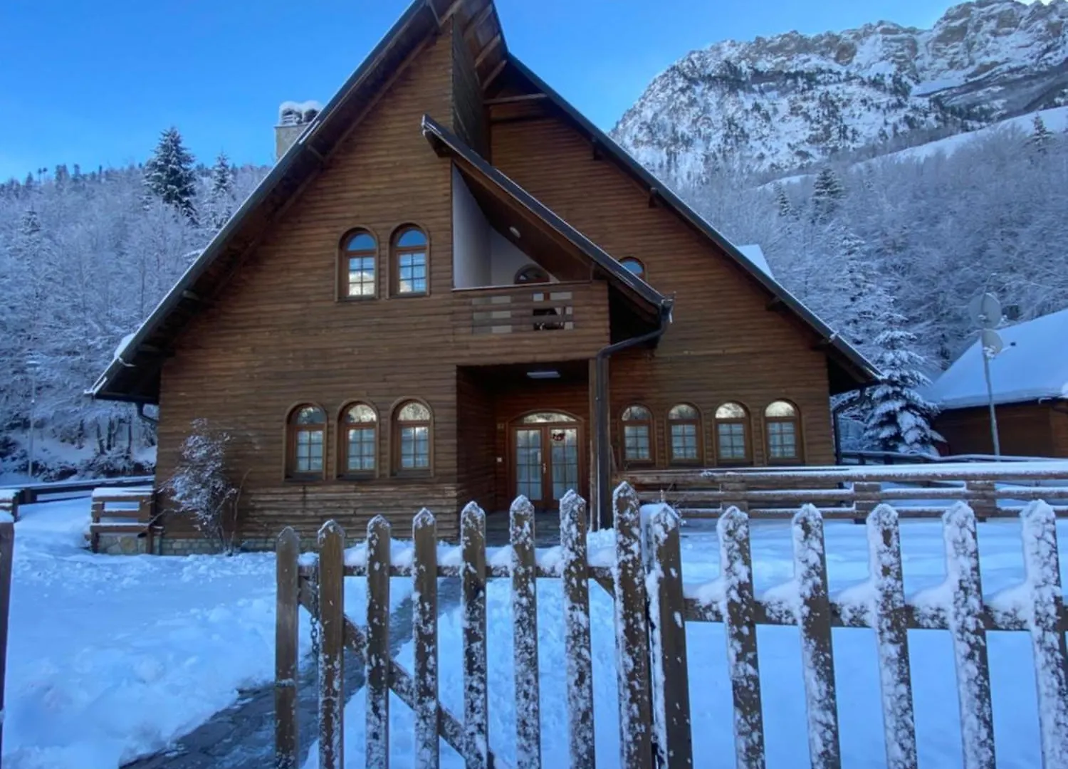 Mik Hotel Valbona فالبني