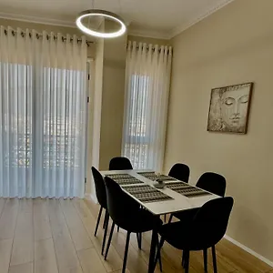 https://apt-new-bazaar-cozy-2-dajti-view.hotels-in-tirana.com